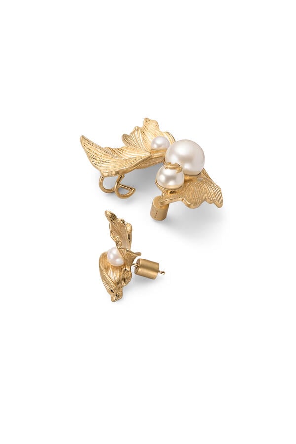 Wave Pearl Earrings