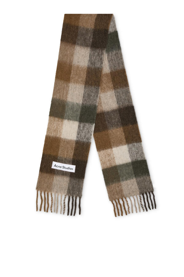 Check Fringe Scarf