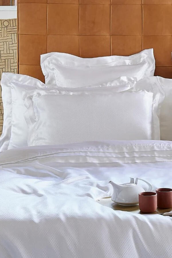Eva Duvet Cover 