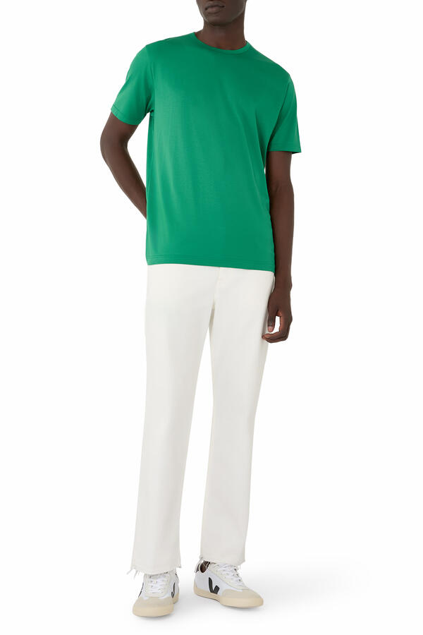 تيشيرت كلاسيكي