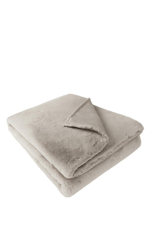 Super Soft Faux Fur Throw