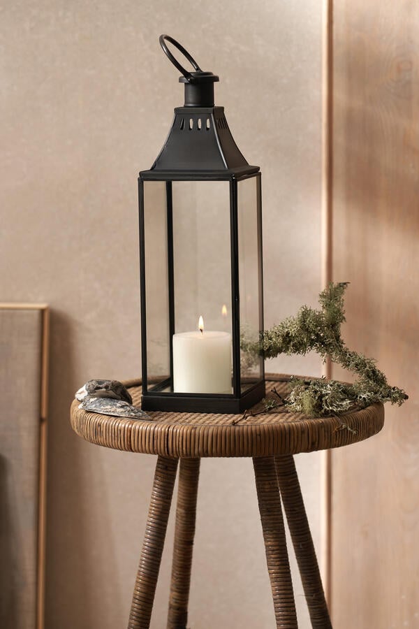 Naunton Lantern