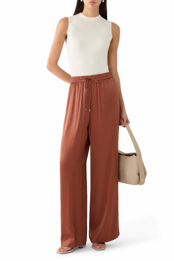 بلوزة فيسكيز منسوجة مضلعة