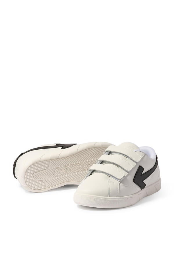 Kids End Of Play Sneakers
