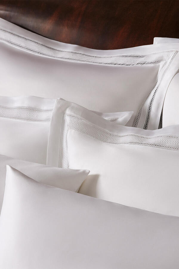 Alistair Pillowcase
