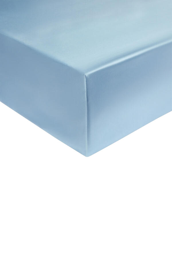Silk Signature Fitted Sheet 