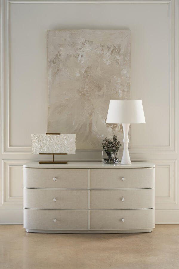 Lyon Dresser