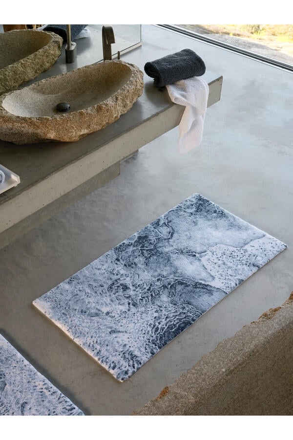 Nazare Bath Rug