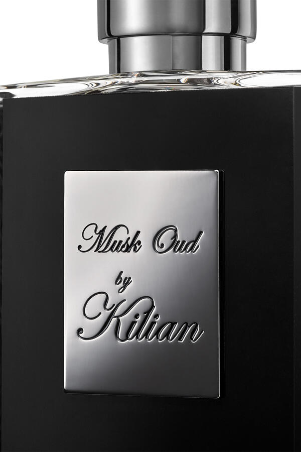 ماء عطر مسك عود