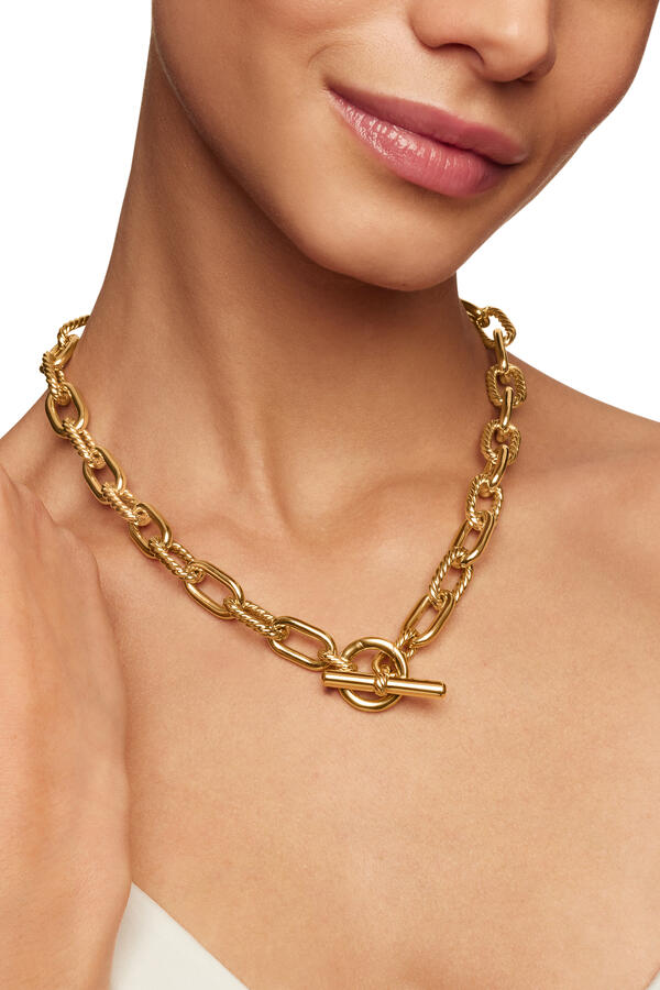 Madison Toggle Chain Necklace