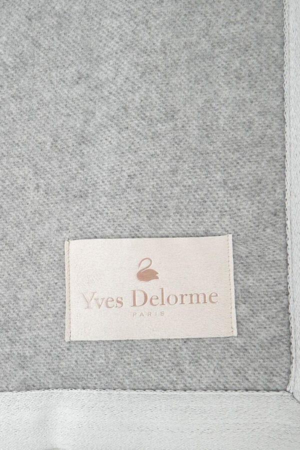 Nymphe Silver Blanket