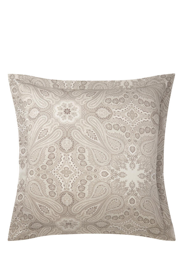 Beaumont Cushion