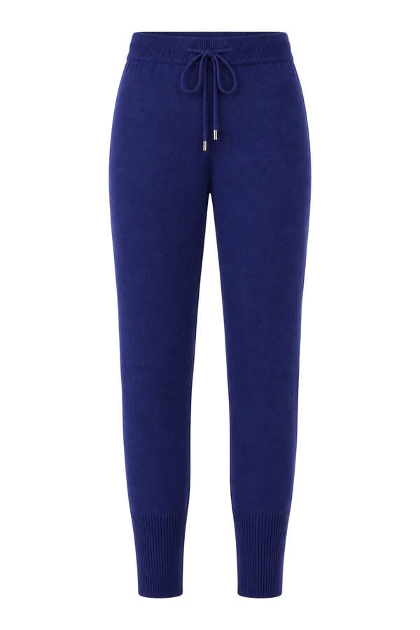  Tapered Pants