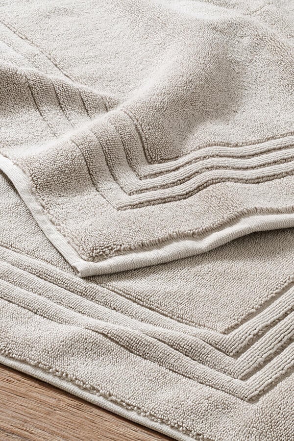 Egyptian Cotton Feather Bath Mat