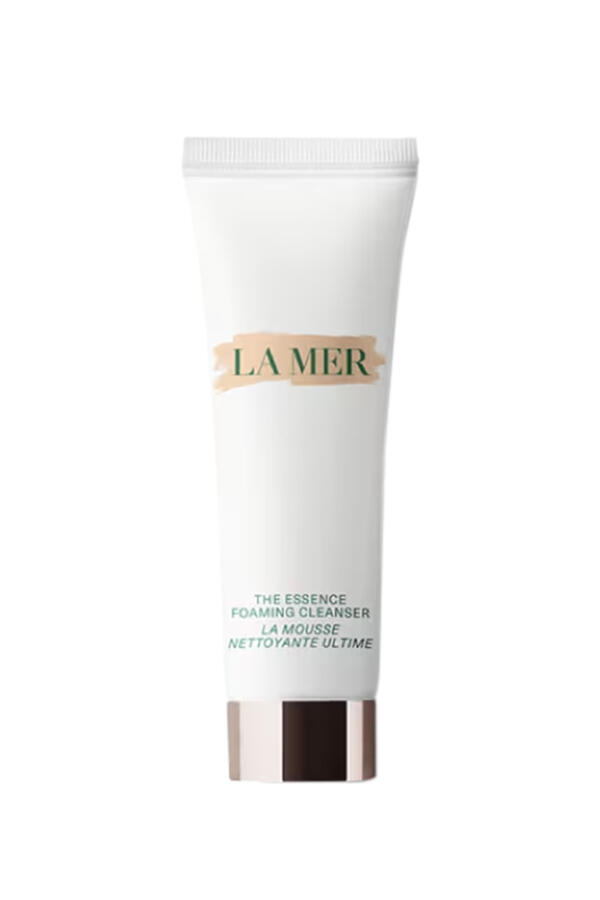 The Essence Foaming Cleanser