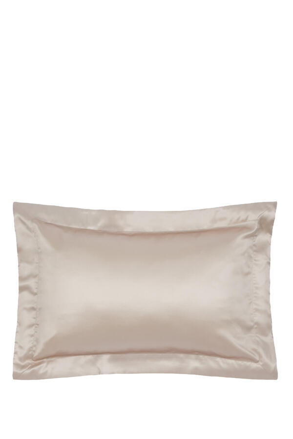 Silk Signature Pillowcase