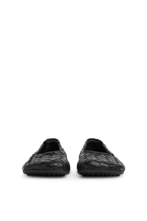 Atomic Ballerinas
