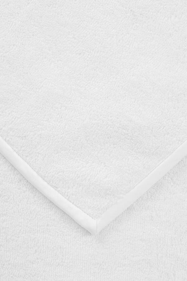 Plush Bath Towel