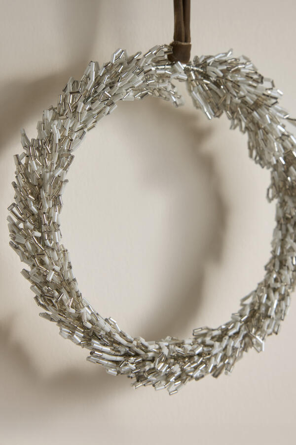 Round Beaded Wreath 