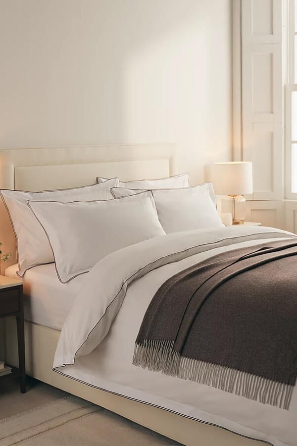 Luxury Wool-Cashmere Throw