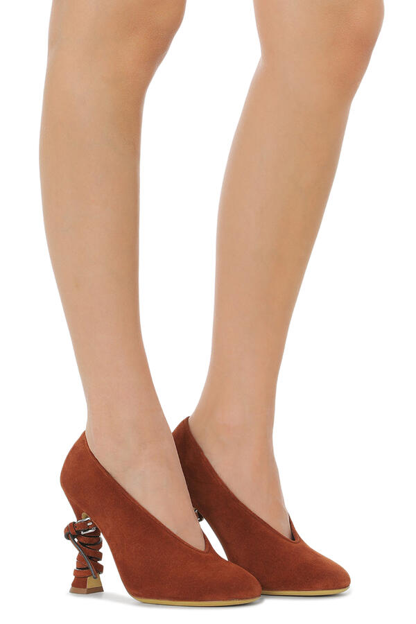 Duck Wrap Pumps 100