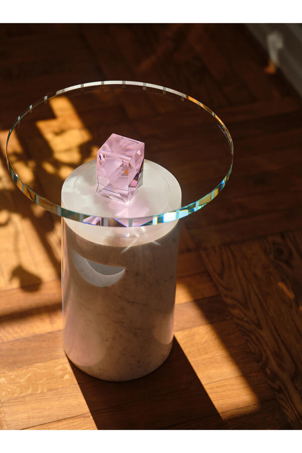 Capri Pedestal