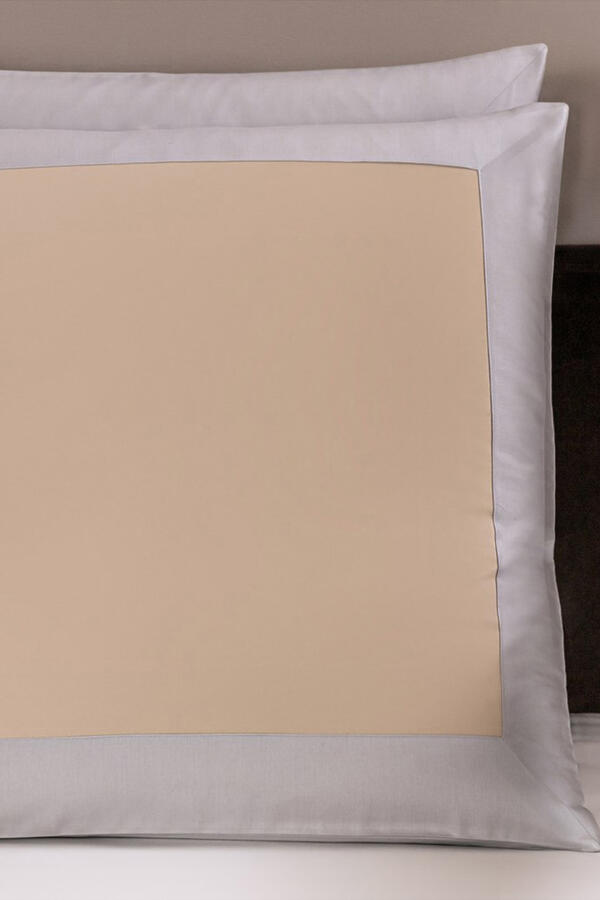 Rectangular Savage Beige Pillowcase