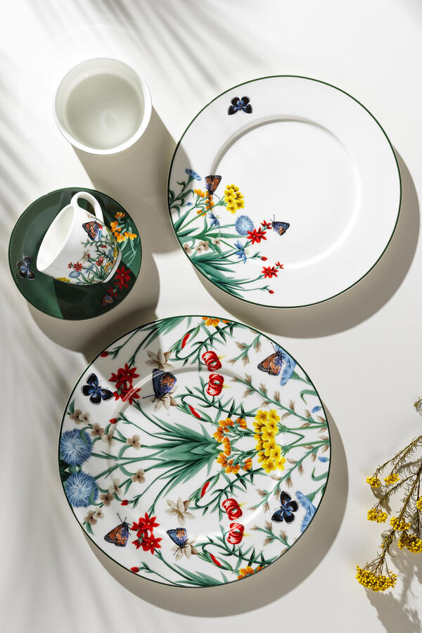 Jardin De Papillons Dinner Plate 