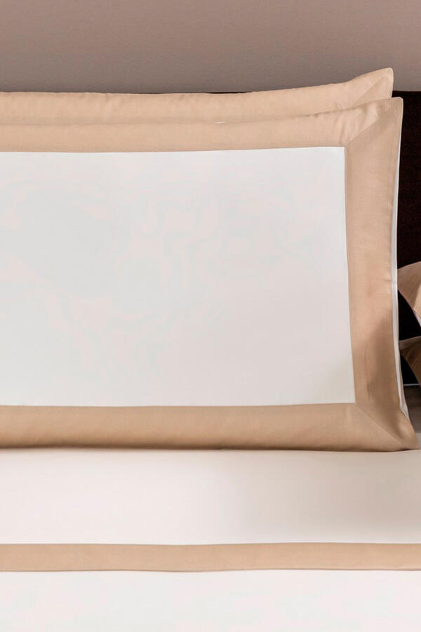 Bold Pillowcase