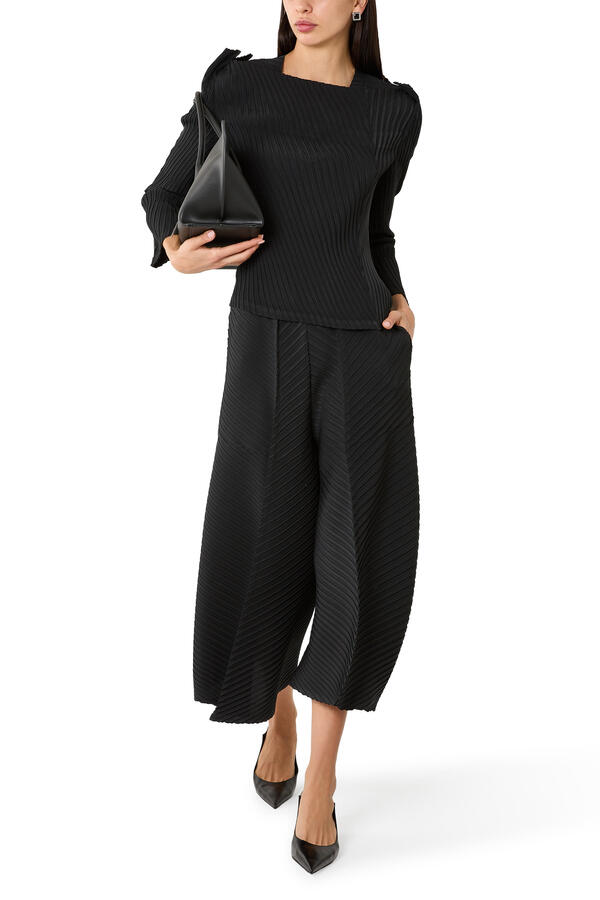 Tubular Pleats Top