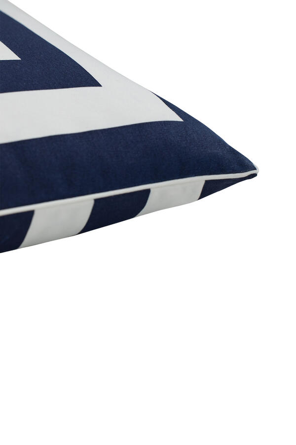 Holton Cushion