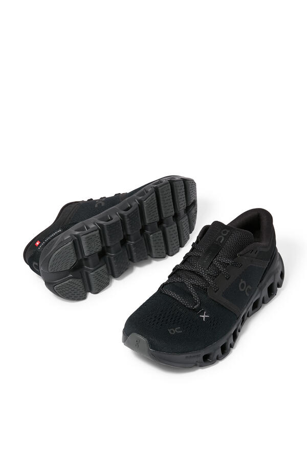 Cloud X 5 Sneakers