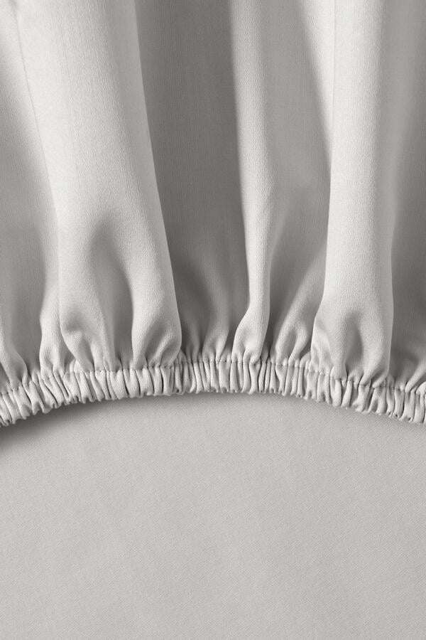 RL624 Fitted Sheet