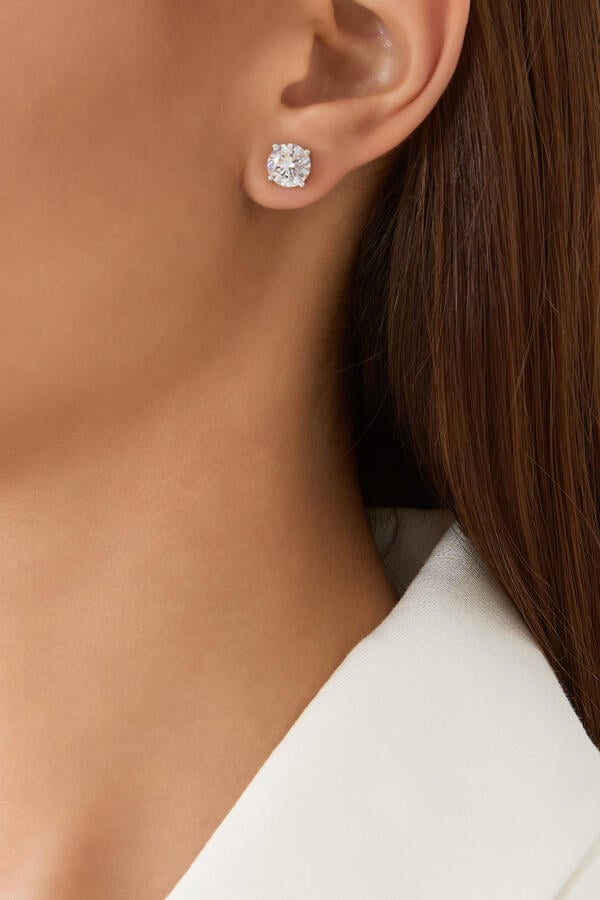 Round Prong Luxe Classic Earrings
