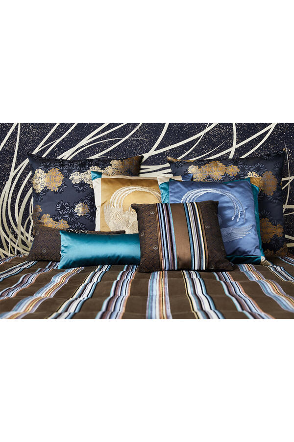 Kima Cushion 