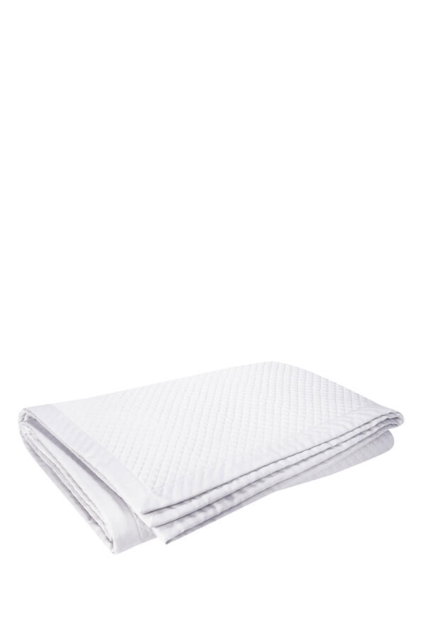 Wyatt Quilted Bedcover