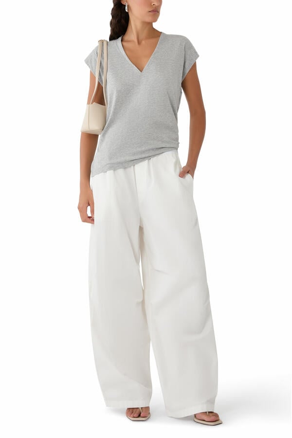 Le Mid-Rise V-Neck T-Shirt