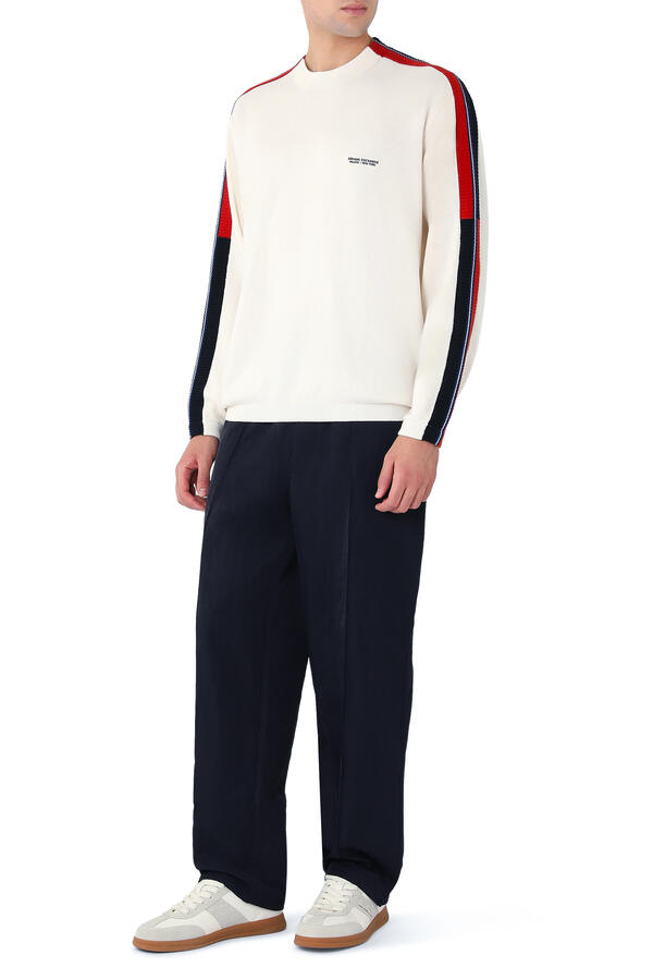 Contrast Line Knit Pullover