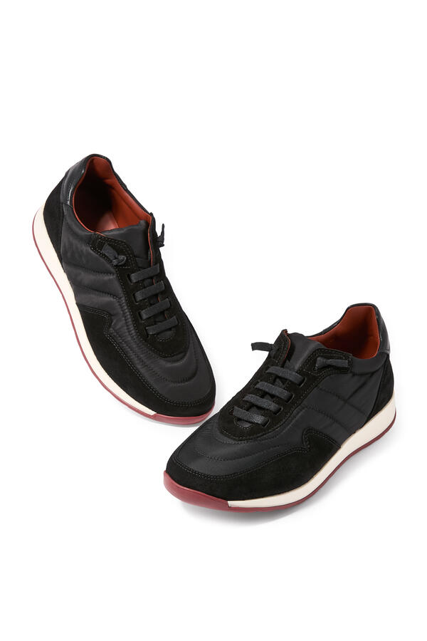 Kids Weekend Walk Sneakers