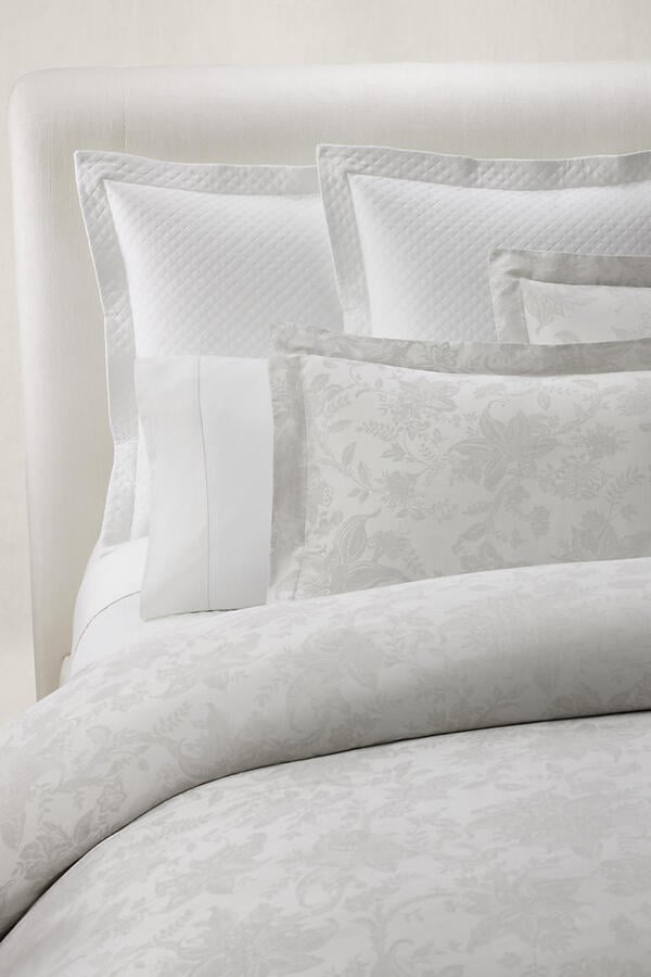 Cali Platinum Pillowcase