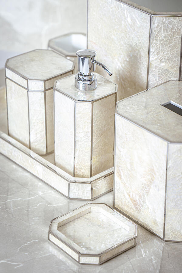 Crackled Mother of Pearl Shell Soap Dish 