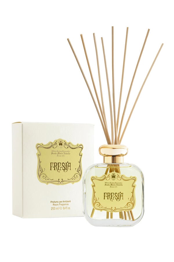 موزع عطر للغرف فريزيا