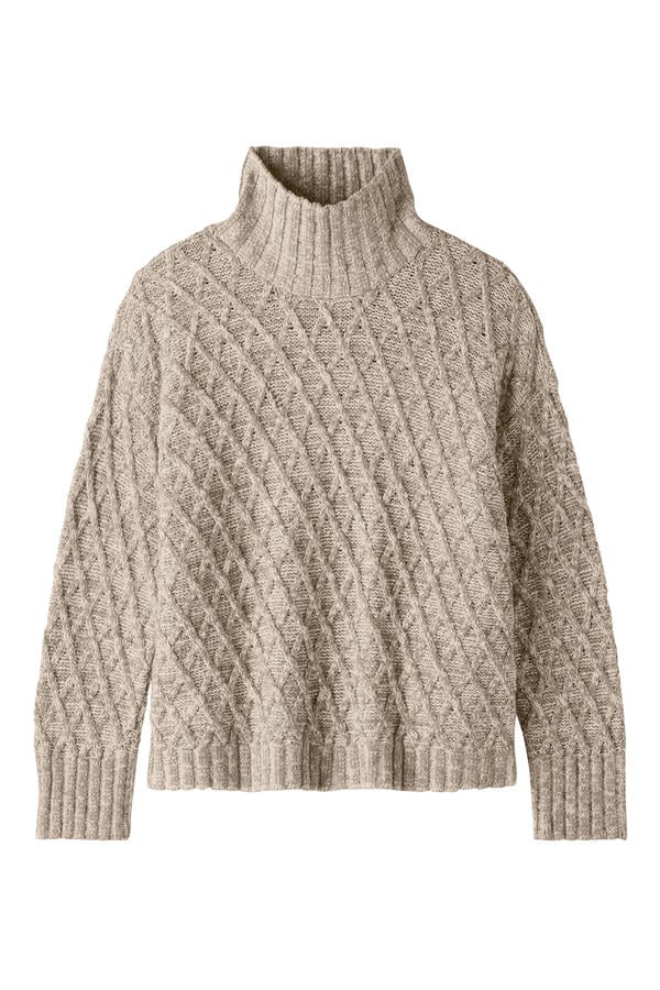 Boucle Fluff Turtleneck
