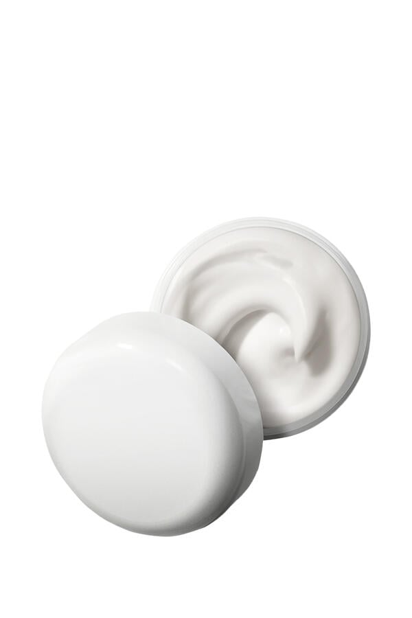 The Moisturizing Soft Cream