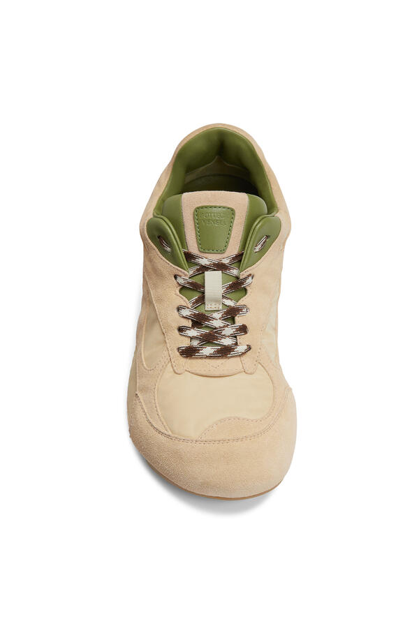 Orbit Flash Sneaker