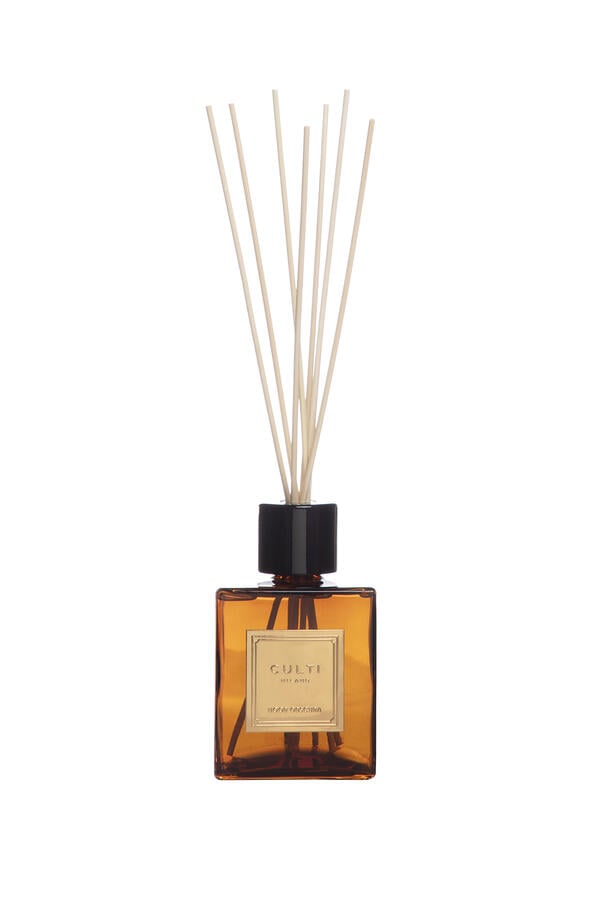أعواد توزيع عطر نور أوبسكورا