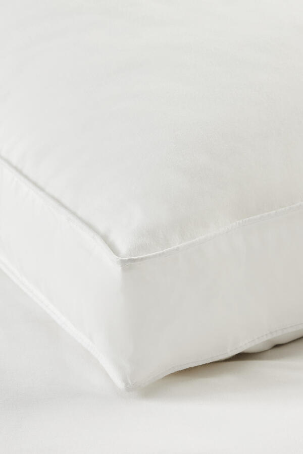 The Deluxe Down Alternative Side Support Pillow