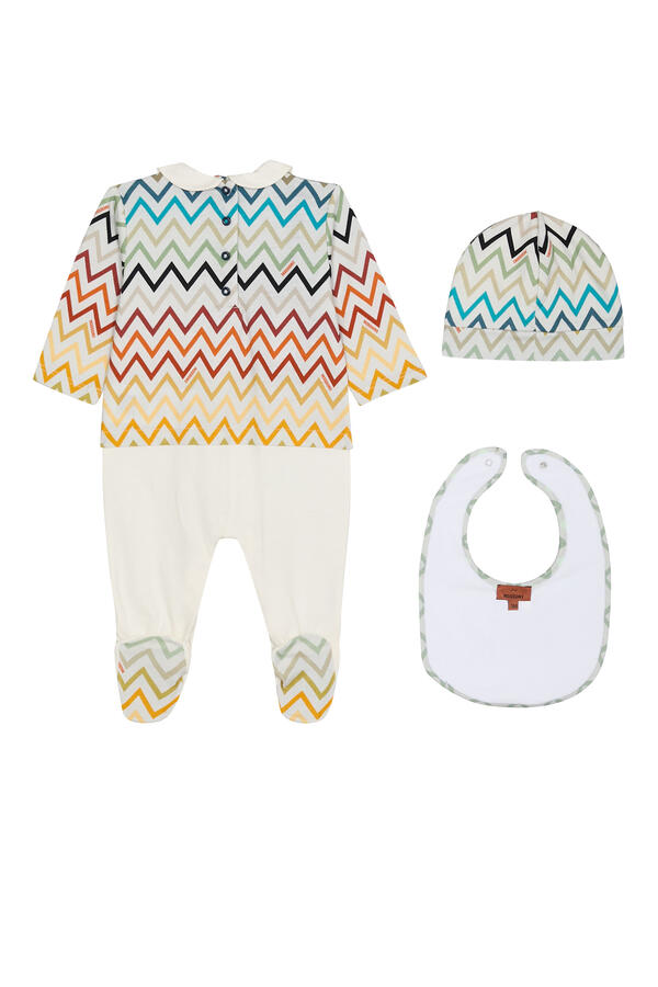 طقم لباس قطعة واحدة بياقة شيفرون وقبعة ومريلة للأطفال