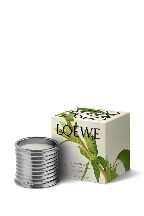 شمعة معطرة بلاك سيسمي