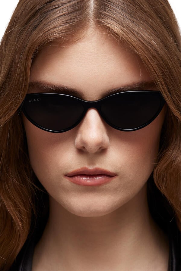 G Cut-Out Detail Sunglasses